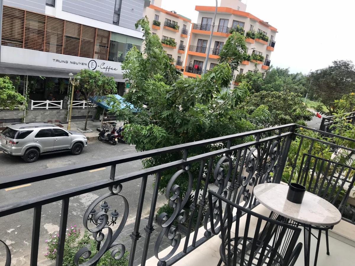 Khách sạn Kim Residences &